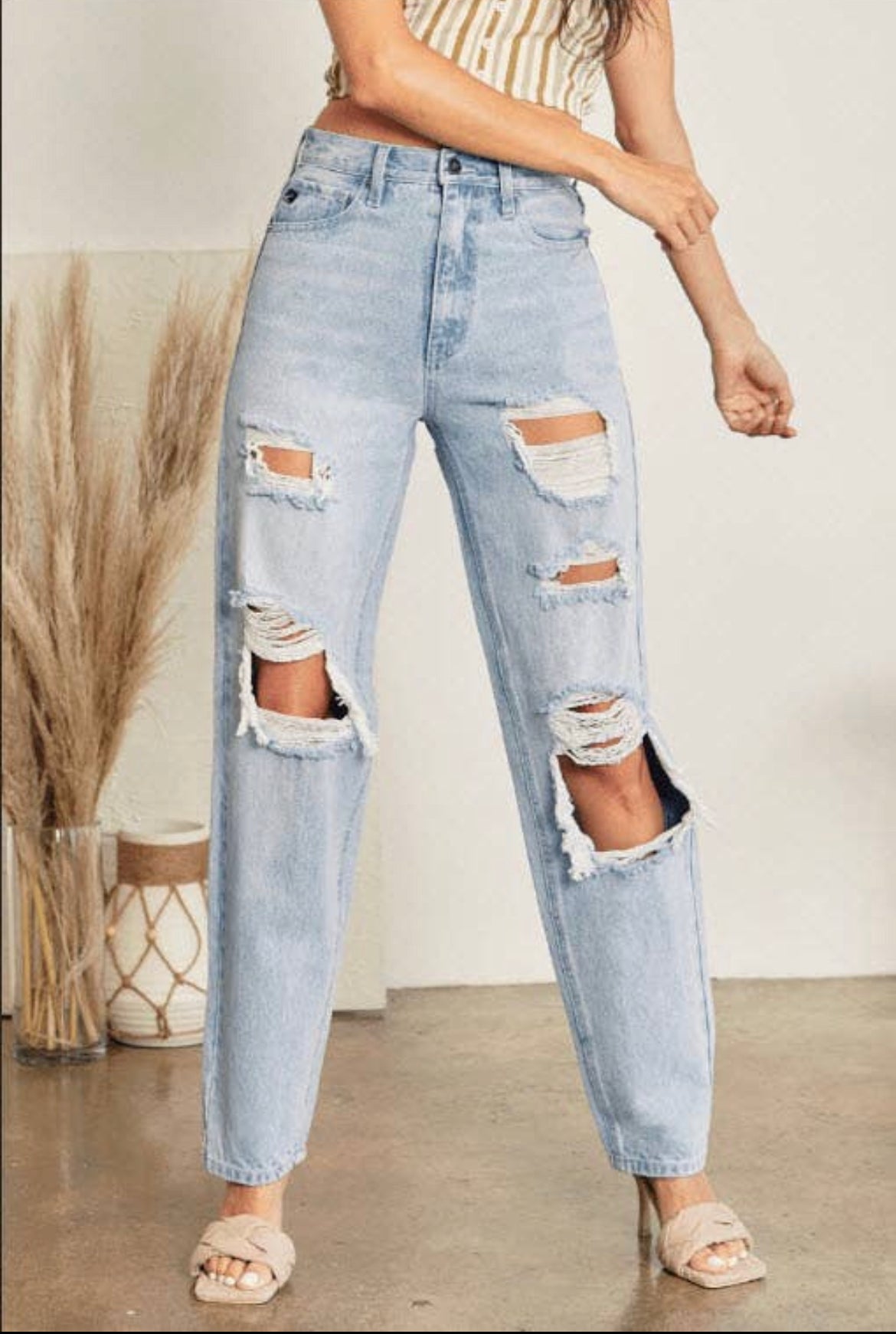 LAST ONE: 0/23 Kan Can 90's High Rise Jeans
