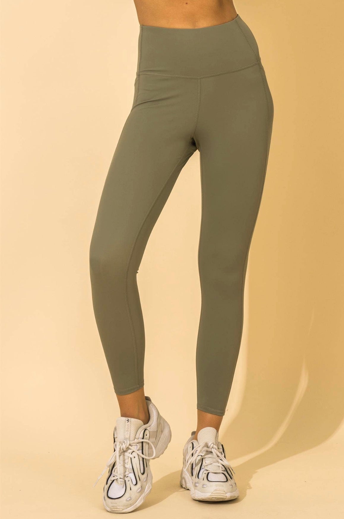 7/8 Off the Grid Olive High Waisted Leggings