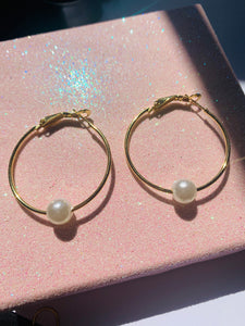 Pearl Hoops